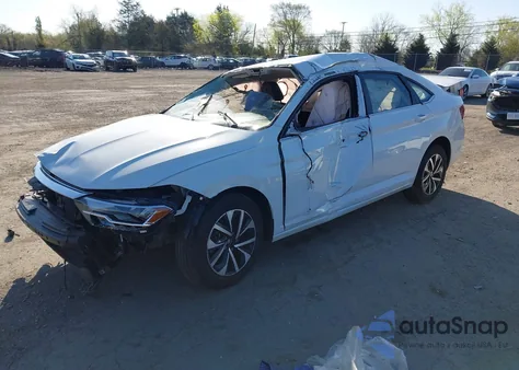 2023 Volkswagen Jetta 1.5T S из США, поврежденный, VIN 3VW5M7BU5PM021627